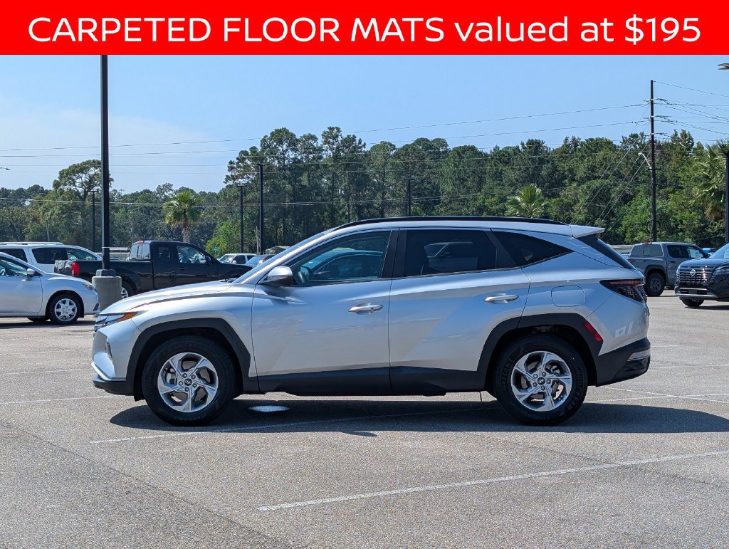 Used 2022 Hyundai Tucson SEL FWD image 2
