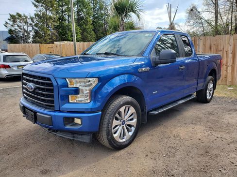 Used 2017 Ford F150 XL w/ Equipment Group 101A Mid image 3