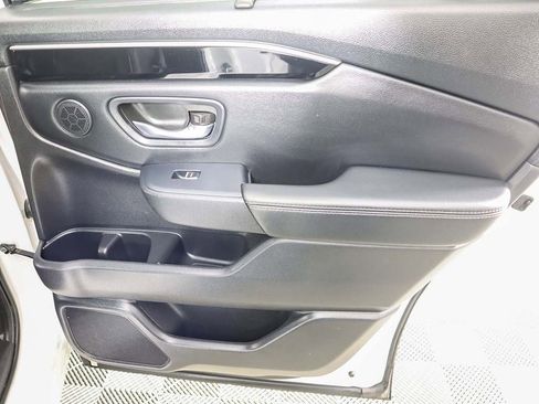 Used 2023 Honda Pilot EX-L image 27