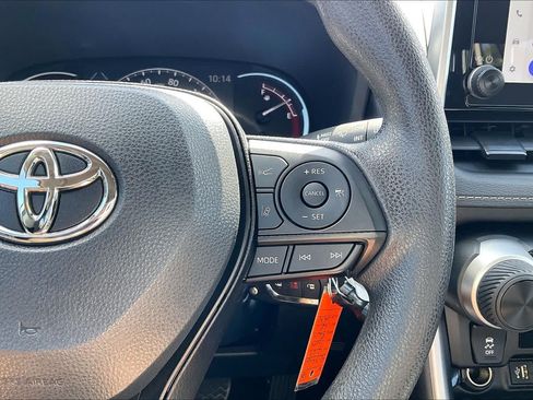 Used 2025 Toyota RAV4 LE FWD image 19