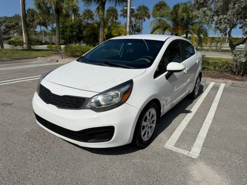 Used 2014 Kia Rio LX FWD image 9