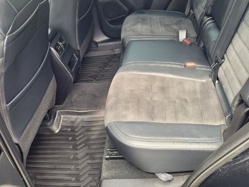 Used 2023 Mitsubishi Outlander SE AWD/4WD image 33