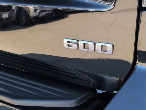 Certified 2025 Cadillac Escalade Premium Luxury image 30