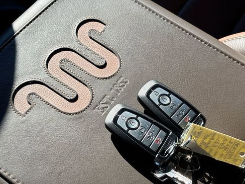 Used 2023 Ford F250 King Ranch image 29