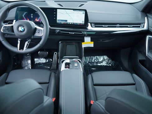 New 2026 BMW X2 xDrive28i w/ Technology Package image 12