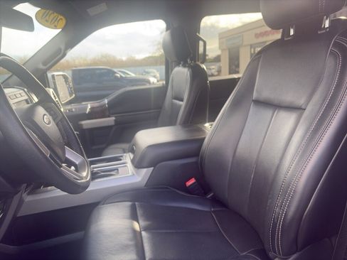 Used 2020 Ford F150 Lariat image 7