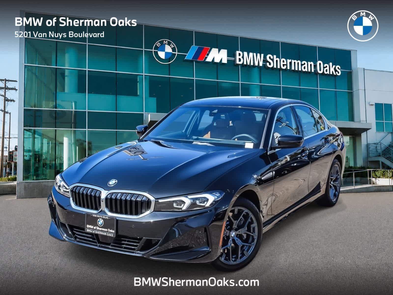 Used 2026 BMW 330i xDrive Sedan AWD/4WD image 1