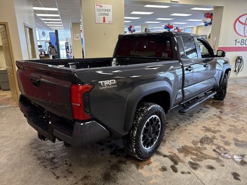 Used 2026 Toyota Tacoma TRD Off-Road w/ TRD Off Road Premium Package image 11