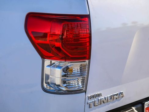 Used 2011 Toyota Tundra 2WD CrewMax w/ Tow Pkg image 9