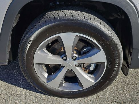 Used 2020 Jeep Cherokee Limited w/ Trailer Tow Group image 11