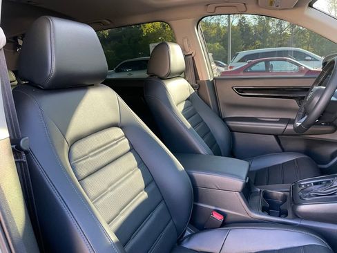 Used 2025 Honda CR-V EX-L image 32
