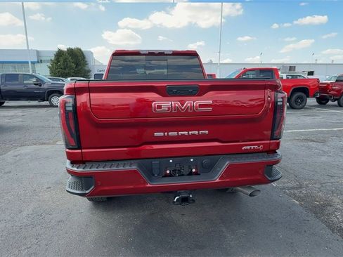 Used 2024 GMC Sierra 2500 AT4 w/ AT4 Preferred Package image 7