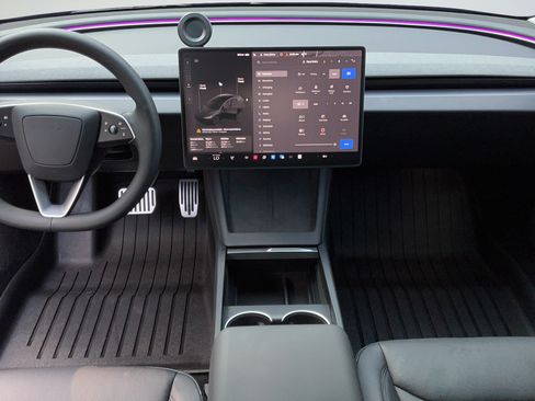 Used 2025 Tesla Model 3 Long Range AWD/4WD image 11