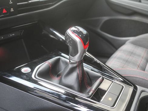 Used 2023 Volkswagen GTI Autobahn FWD image 20