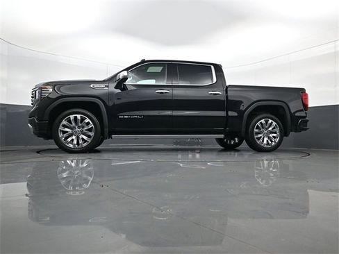 Used 2025 GMC Sierra 1500 Denali w/ Denali Reserve Package image 28