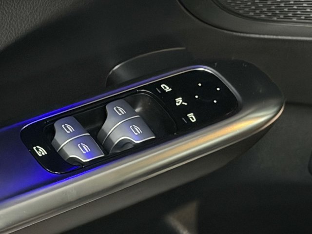 Certified 2023 Mercedes-Benz C 300 4MATIC Sedan image 15