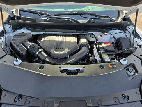 New 2026 Buick Enclave Sport Touring w/ LPO, Floor Liner Package AWD/4WD image 34