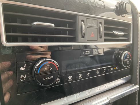 Used 2024 Nissan Armada Platinum w/ Captain's Chairs Package image 39