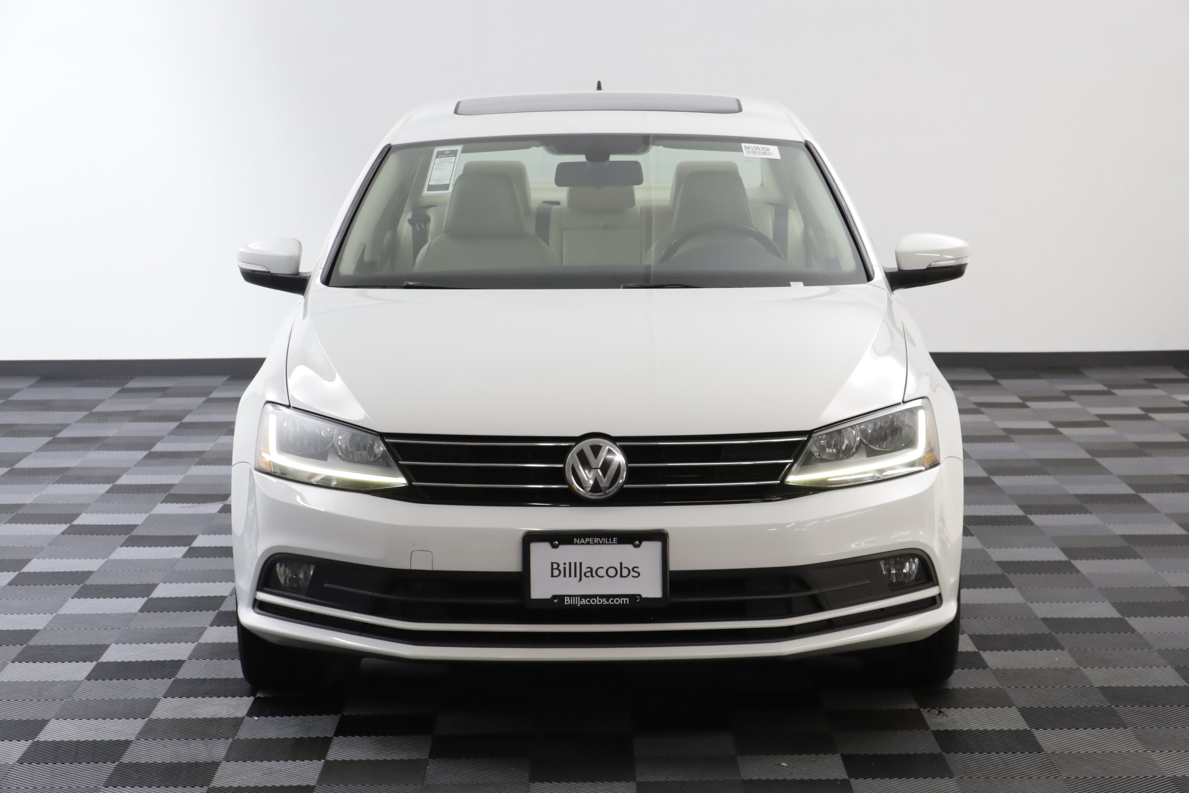 Used 2017 Volkswagen Jetta SEL FWD image 27