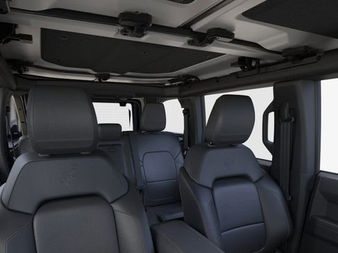 New 2025 Ford Bronco Badlands image 12