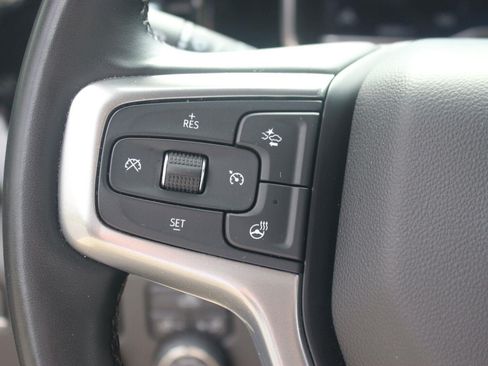 Used 2025 Chevrolet Silverado 1500 LT AWD/4WD image 23