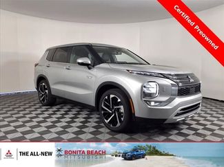 Used 2024 Mitsubishi Outlander SE video 1