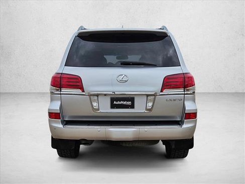 Used 2014 Lexus LX 570 4WD w/ Luxury Package image 7