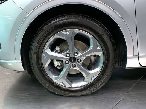 Used 2024 Ford Escape ST-Line w/ Equipment Group 301A FWD image 12