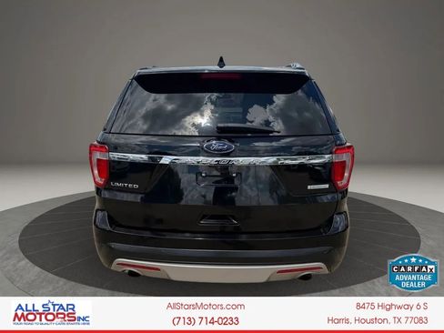 Used 2017 Ford Explorer Limited w/ Equipment Group 301A FWD image 11