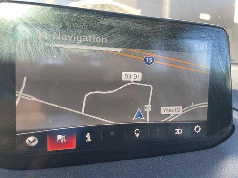 Used 2017 MAZDA MAZDA3 Touring FWD image 12
