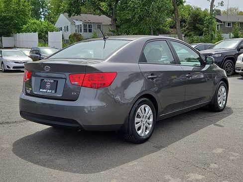 Used 2013 Kia Forte EX w/ Fuel Economy Pkg FWD image 5