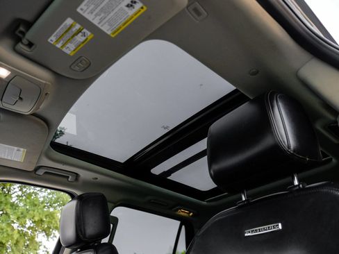 Used 2019 Ford Expedition Max Platinum RWD image 5