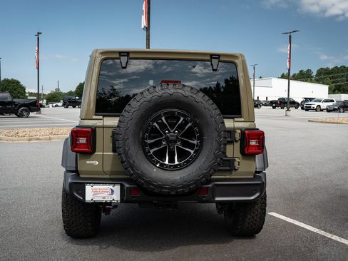 Used 2025 Jeep Wrangler Unlimited Sport AWD/4WD image 8