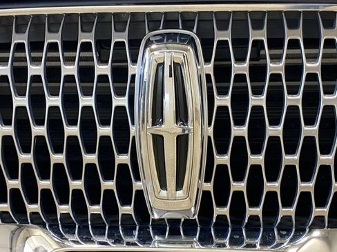 Certified 2024 Lincoln Aviator AWD w/ Premium Package image 30