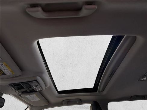 Certified 2024 Toyota 4Runner SR5 Premium image 22