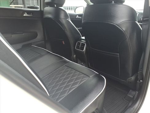 Used 2021 Kia Sportage LX image 13