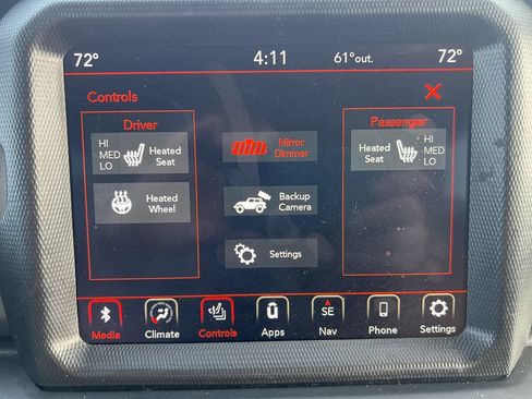 Used 2022 Jeep Wrangler Rubicon w/ Cold Weather Group AWD/4WD image 18