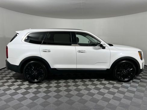 Used 2020 Kia Telluride SX w/ SX Prestige Package image 4