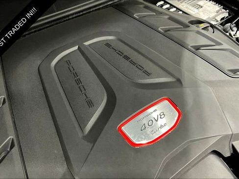 Used 2022 Porsche Cayenne Turbo image 33