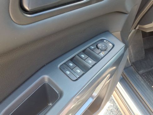 Used 2024 Nissan Pathfinder Rock Creek AWD/4WD image 25