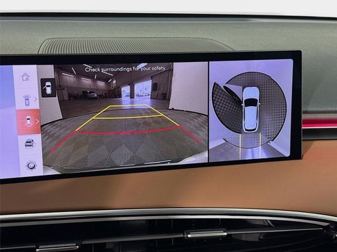New 2026 Genesis GV70 2.5T Advanced AWD/4WD image 17