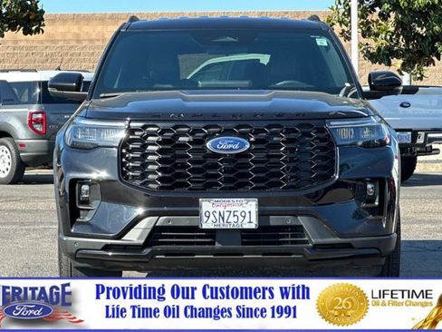 Used 2025 Ford Explorer ST-Line AWD/4WD image 9