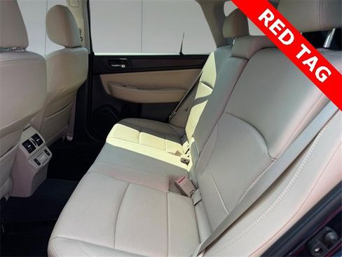 Used 2018 Subaru Outback 2.5i Limited image 9