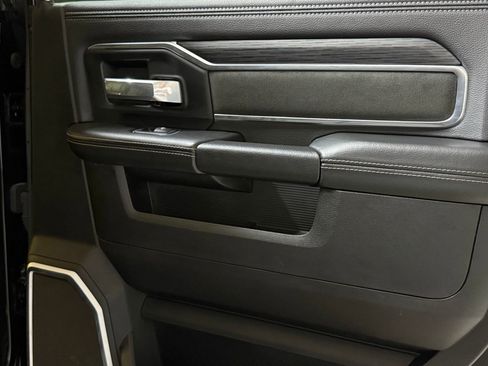 Used 2024 RAM 2500 Laramie w/ Night Edition image 44