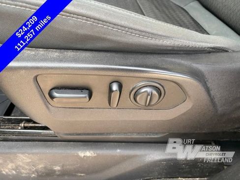 Used 2019 Chevrolet Silverado 1500 LT w/ All-Star Edition AWD/4WD image 14