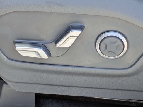 Used 2024 Hyundai Santa Fe Limited FWD image 24