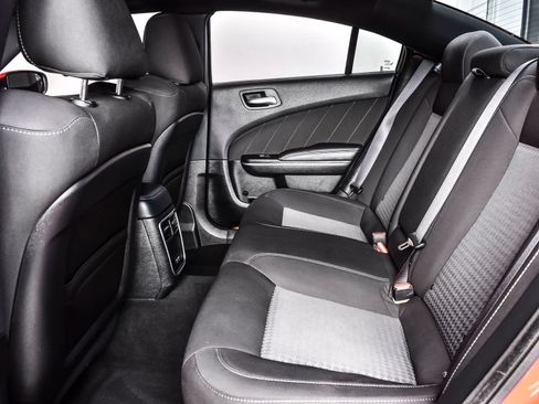 Used 2022 Dodge Charger R/T RWD image 21