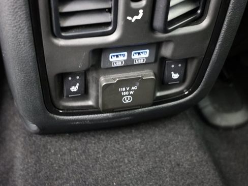 Used 2024 Dodge Durango GT image 33