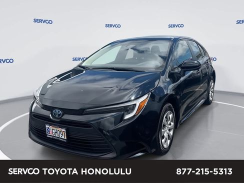 Used 2024 Toyota Corolla LE image 1