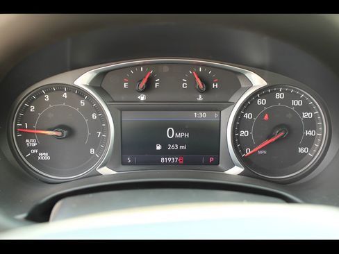 Used 2022 GMC Terrain SLT image 24